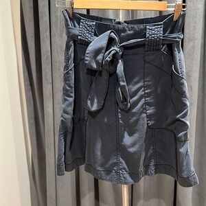 HD in Paris silk type material skirt with tie belt